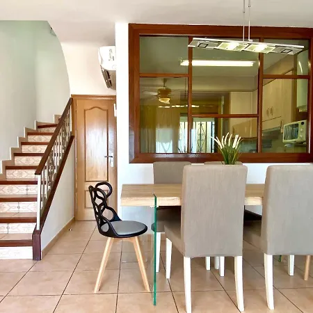 Casa cómoda delante de la playa con vista al mar Cambrils Exterior foto