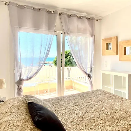 Casa cómoda delante de la playa con vista al mar Cambrils Exterior foto