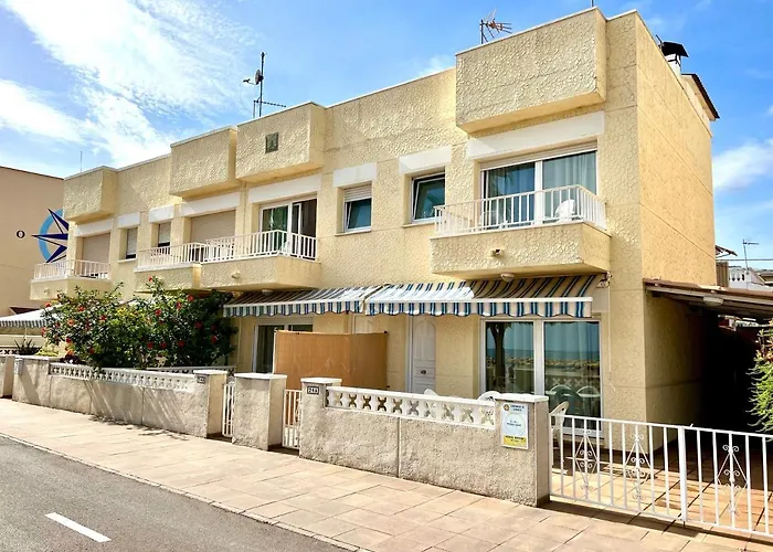 Casa Comoda Delante De La Playa Con Vista Al Mar