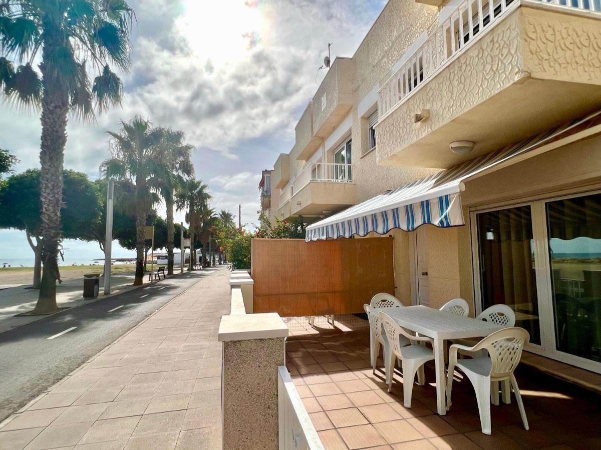 Casa Cómoda Delante De La Playa Con Vista Al Mar Сasa de vacaciones